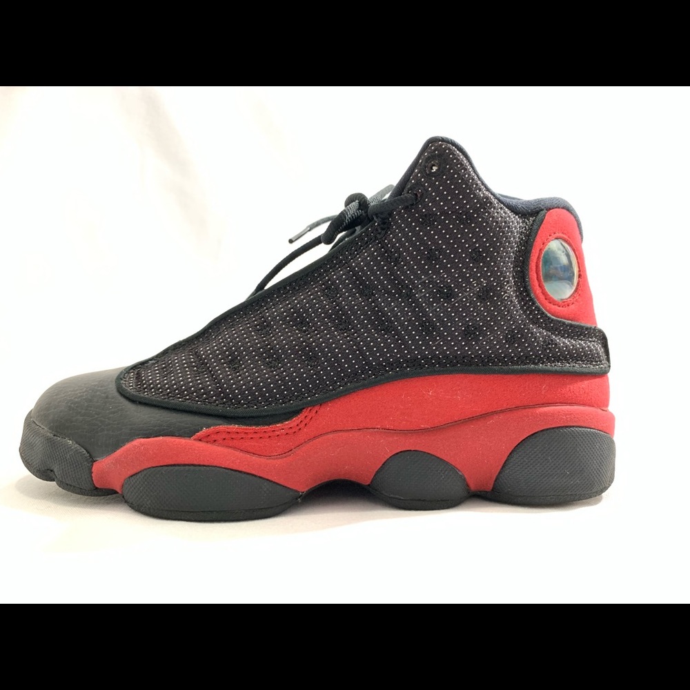 Air Jordan - bred 13’s - sz 4.5Y
